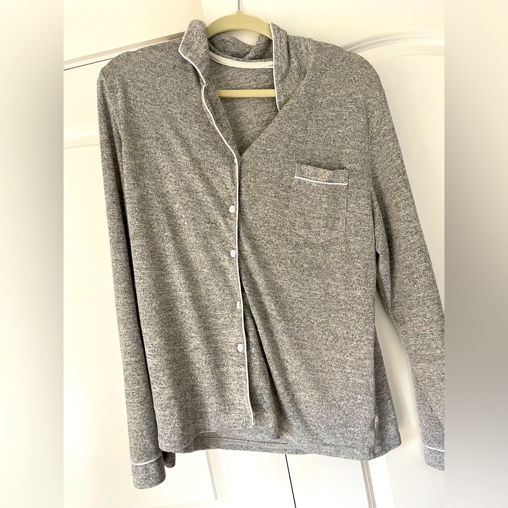 🤍 Super Soft Gray Pajama Top and Bottom 🤍